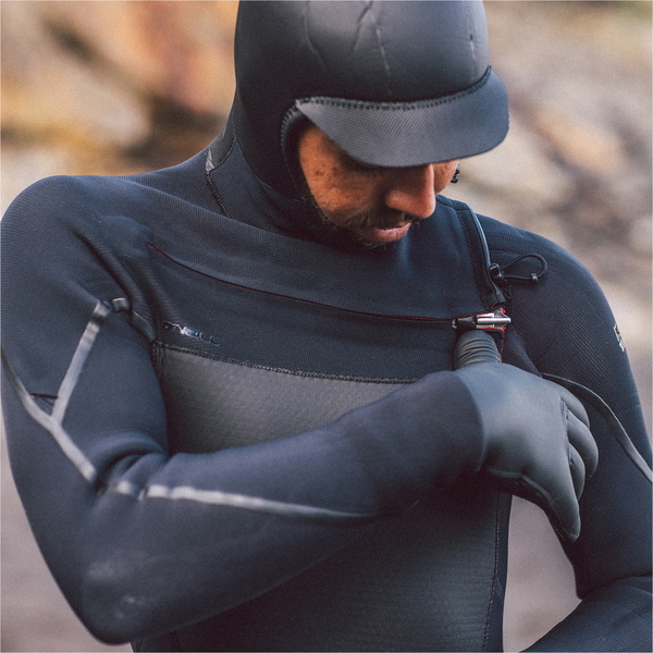 2025 O'Neill Mens Psycho Tech 6/4mm Chest Zip Hooded Wetsuit 5545 - Black